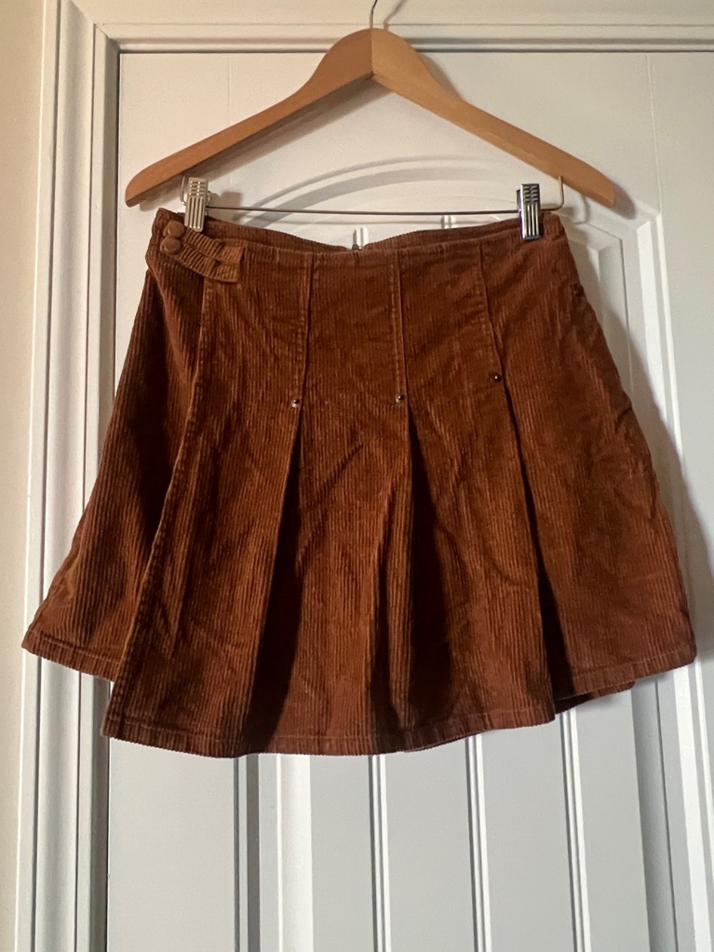 Entro chocolate brown corduroy Skort